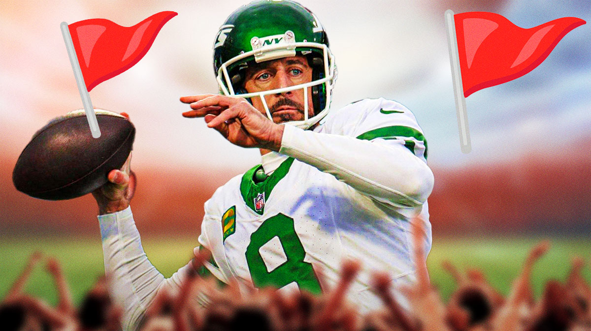 Jets QB Aaron Rodgers, ref laugh at his late-hit penalty after INT